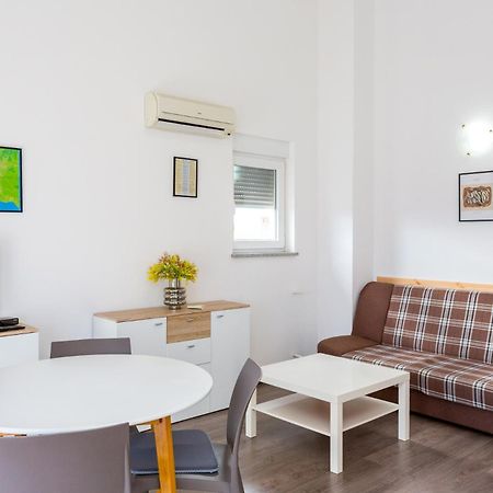 Loren - Mali - Second Floor Медулин Екстер'єр фото