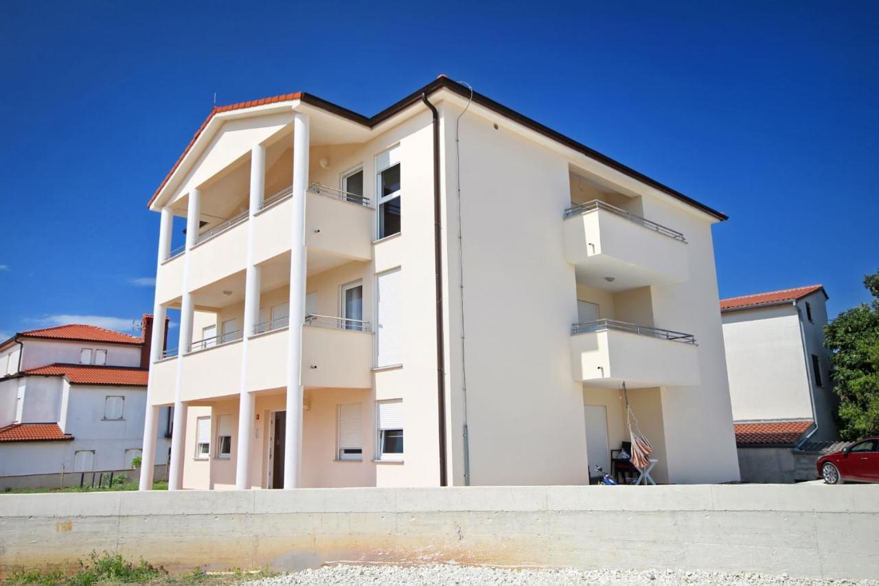 Loren - Mali - Second Floor Медулин Екстер'єр фото